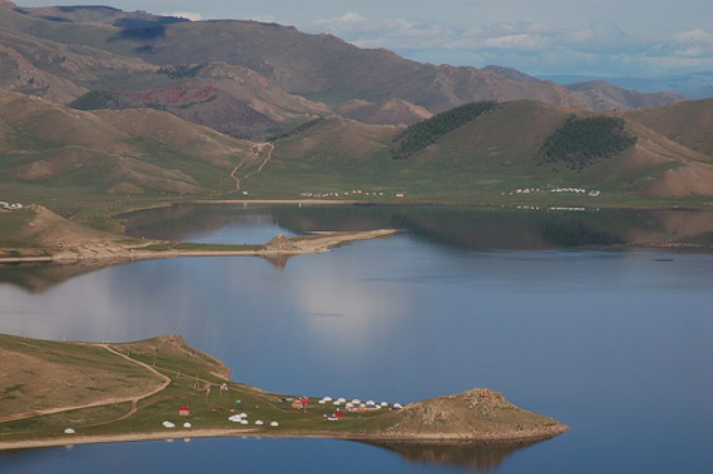 Terkh Tsagaan Lake