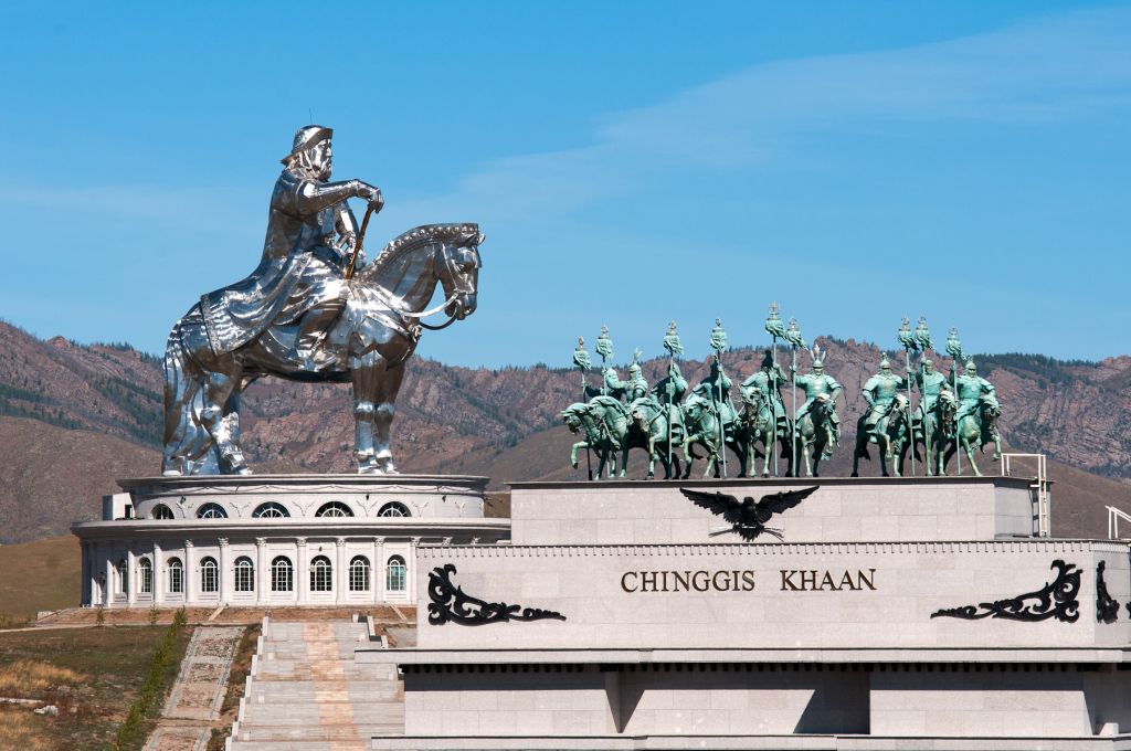 Chinggis Khaan Statue Complex